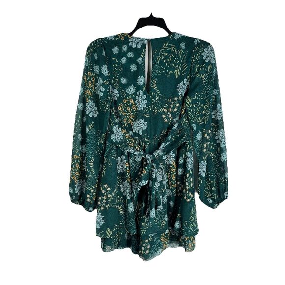 Beyond Words Jumpsuit Romper Long Sleeve Medium Green Floral Belted Date Night - Picture 3 of 7